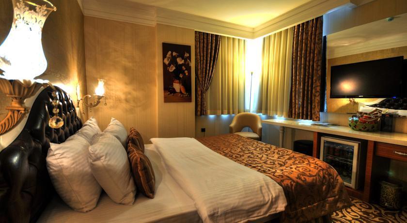 Golden Deluxe Hotel Адана Екстериор снимка