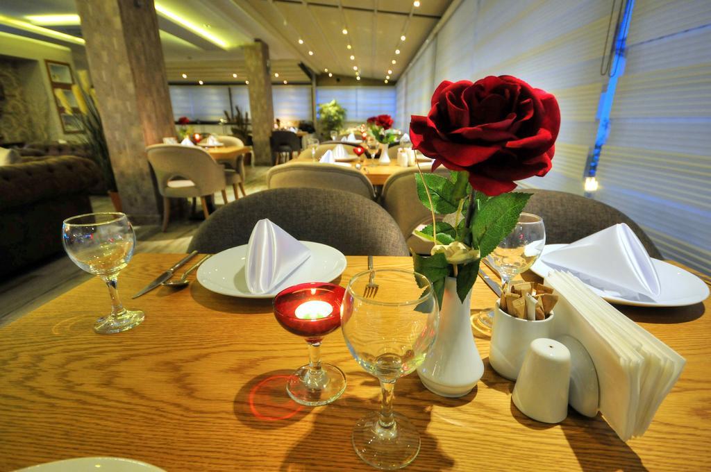 Golden Deluxe Hotel Адана Екстериор снимка