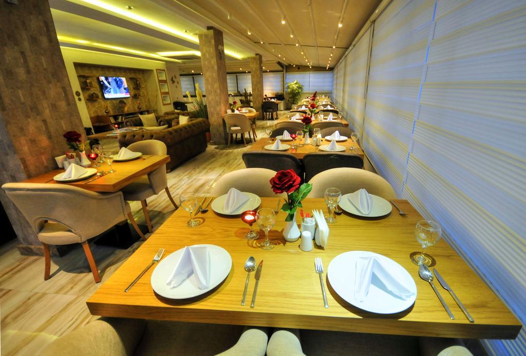 Golden Deluxe Hotel Адана Екстериор снимка