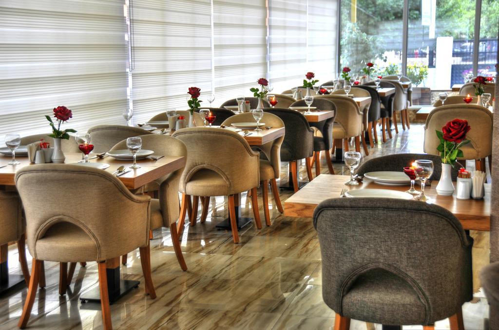 Golden Deluxe Hotel Адана Екстериор снимка