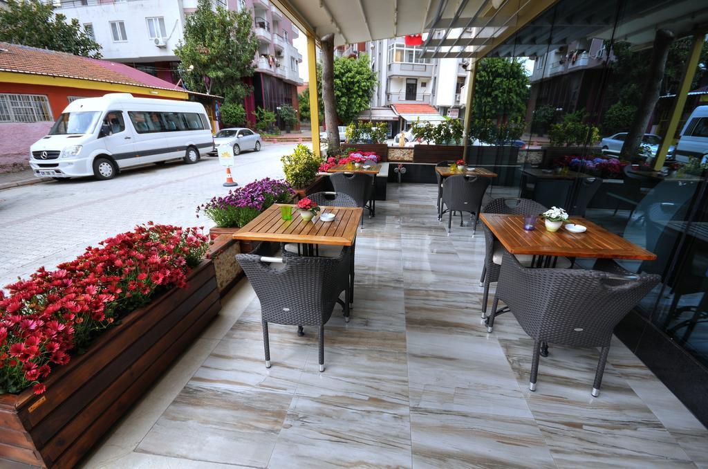 Golden Deluxe Hotel Адана Екстериор снимка