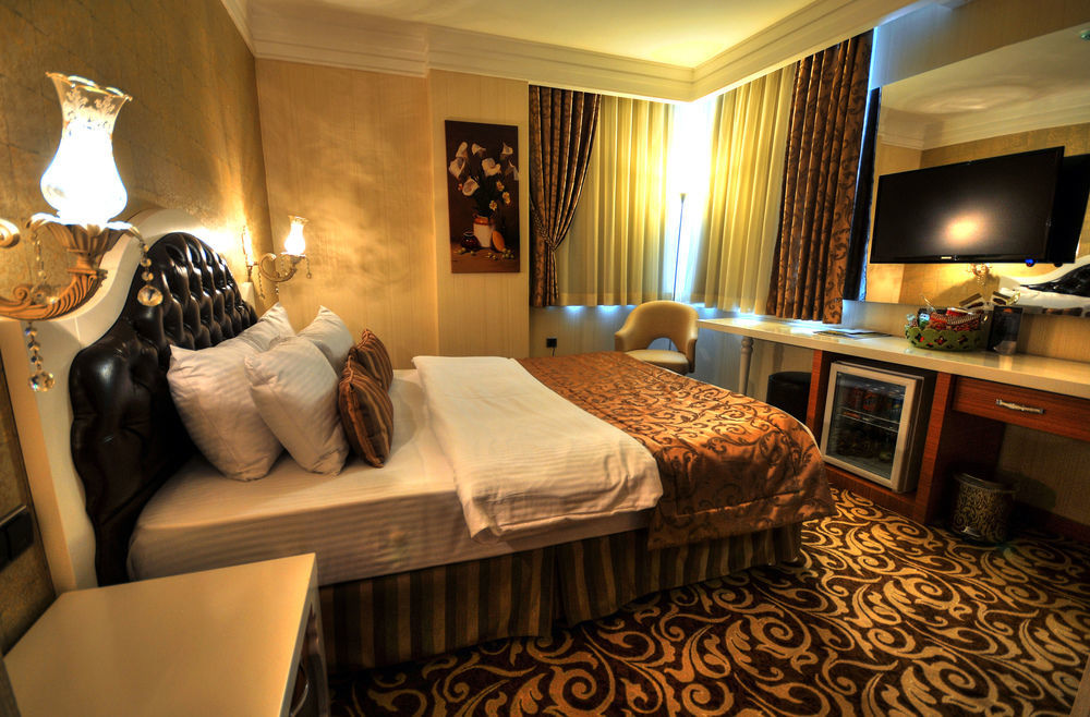 Golden Deluxe Hotel Адана Екстериор снимка