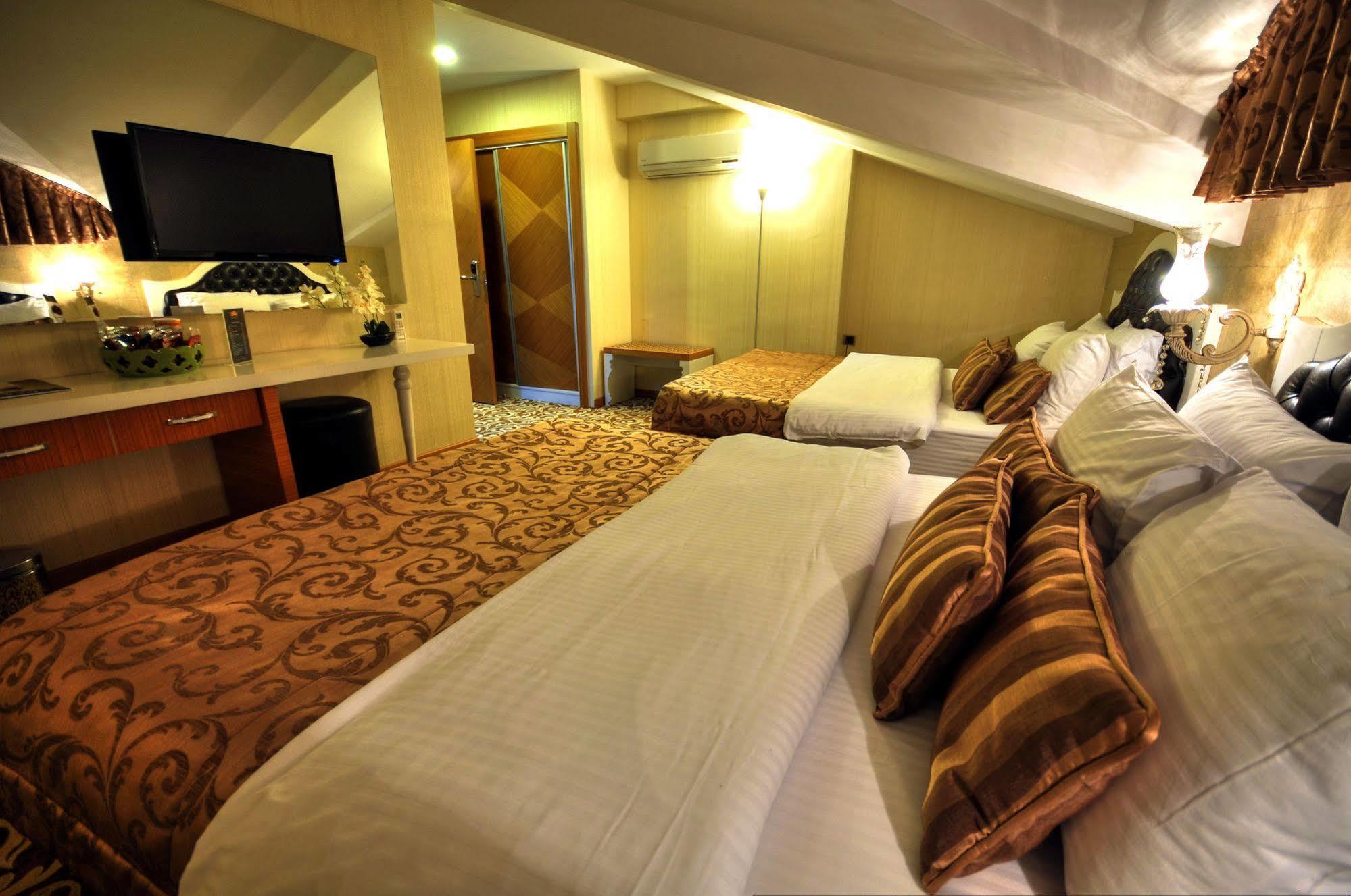 Golden Deluxe Hotel Адана Екстериор снимка