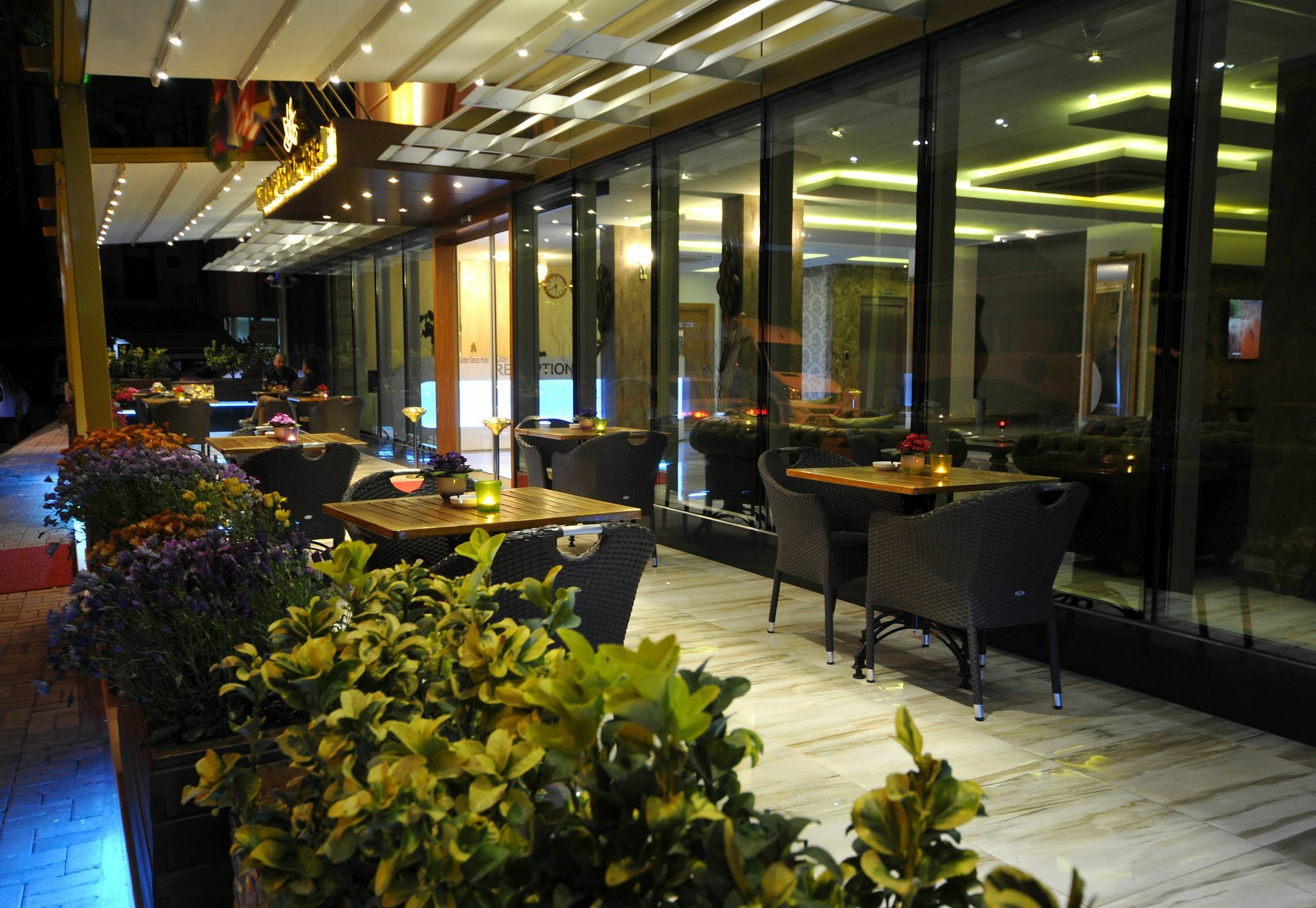 Golden Deluxe Hotel Адана Екстериор снимка